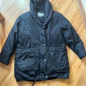 Bernardo black down womans Hooded Jacket large